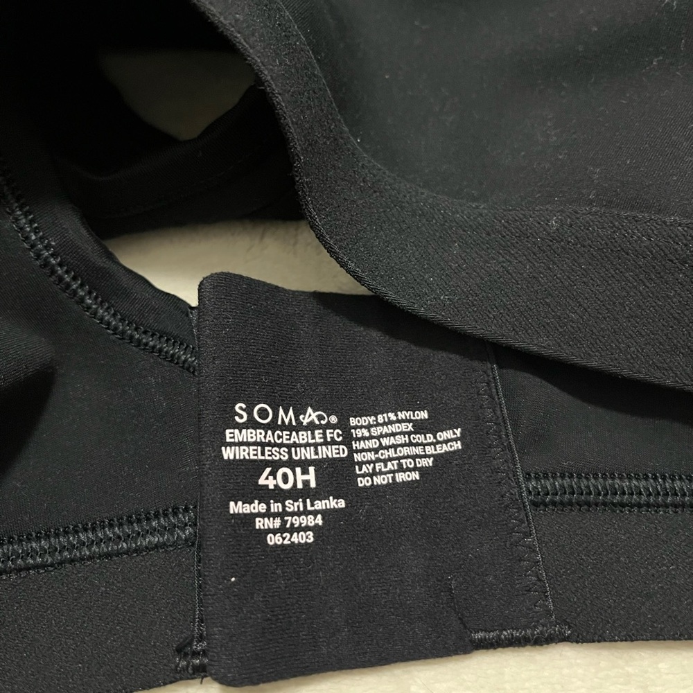 Soma Embraceable Wireless Unlined Bra - Picture 6 of 6